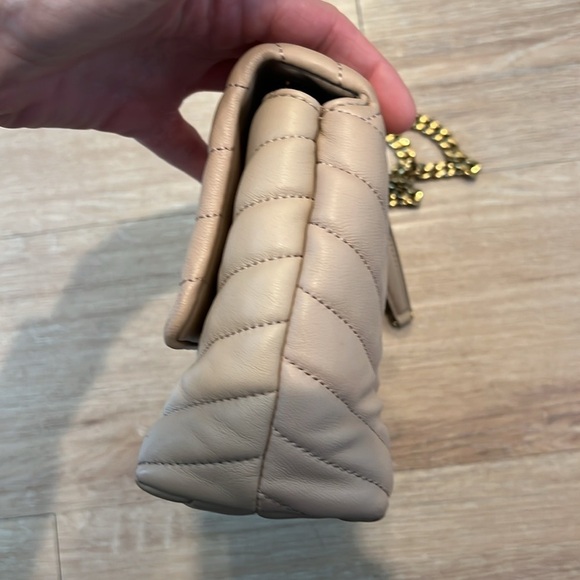 Tory Burch Small KIRA Chevron Shoulder Nappa Leather Bag Devon Sand $548 - Picture 8 of 13